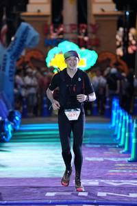 BIB: 5677
                            <button type="button" onclick="openModal(26223292)" class="btn btn-primary btn-sm float-right btn-popup" data-toggle="modal" data-target=".modal-high-quality">
                        <i class="fas fa-shopping-cart"></i> Add to Cart
                    </button>
                                            <button type="button" onclick="isThisMe(26223292, true)" class="btn btn-success btn-sm float-right btn-popup btn-isme hidden" data-toggle="tooltip" data-placement="bottom" title="นี่คือรูปของคุณใช่ไหม คลิกที่นี่เพื่อเอาเข้าอัลบั้ม">
                        <i class="fas fa-plus"></i> Add to album
                    </button>
                    <button type="button" onclick="isThisMe(26223292, false)" class="btn btn-warning btn-sm float-right btn-popup btn-isnotme hidden">
                        <i class="fas fa-ban"></i> Remove from album
                    </button>